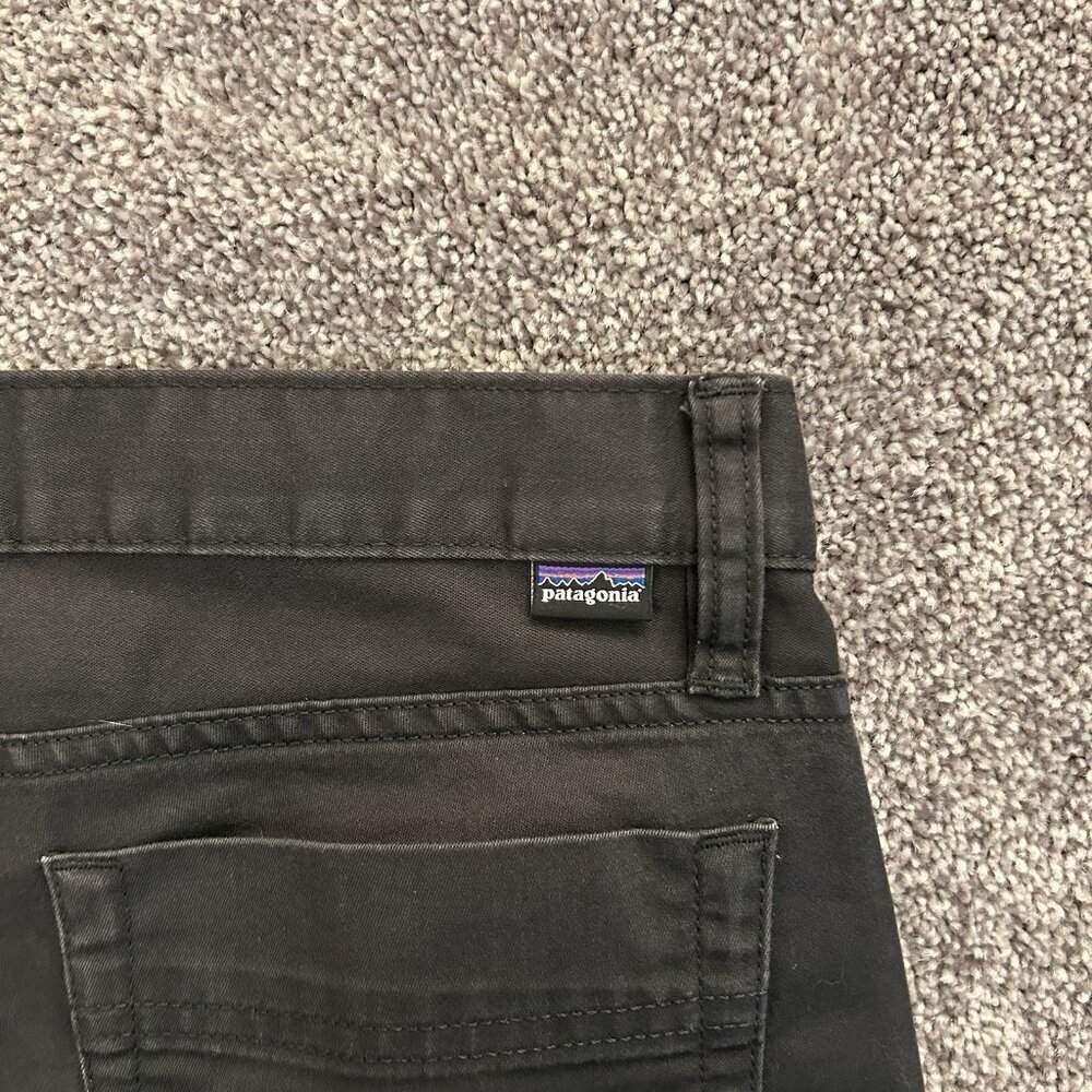 Patagonia Women's Black Jeans Size 8 Mid Rise 5-Pockets 30.5" Inseam Logo GUC - Picture 11 of 16